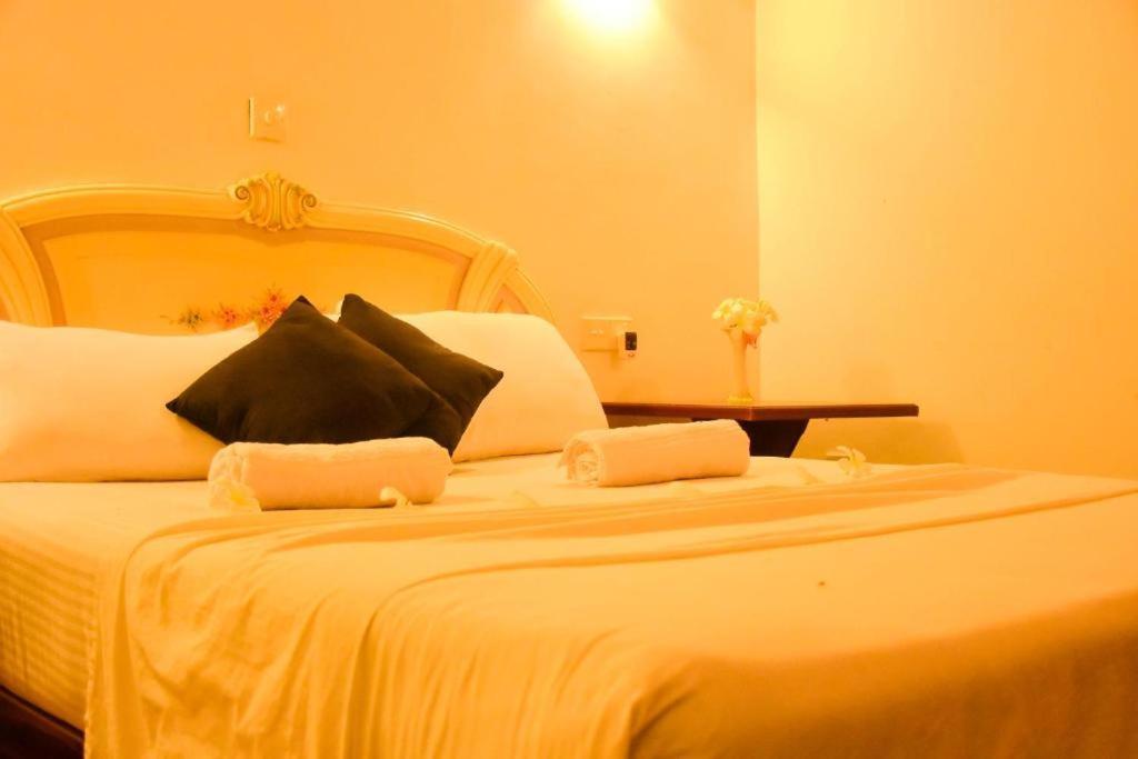 Turtles View Resort Tangalle Exterior foto